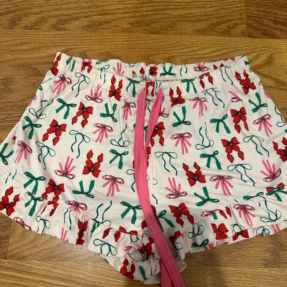 Colorful Bow Print Ruffle Shorts - Picture 1 of 1